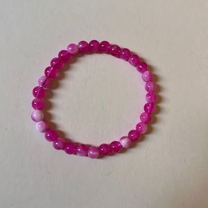 Pink tie-dye beaded bracelet